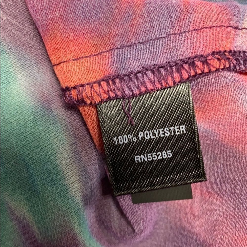 Express multi color tank blouse - Picture 6 of 7